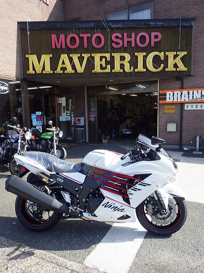 新品 トップガン マーヴェリック カワサキ GPZ900R バイク 白 ロンT